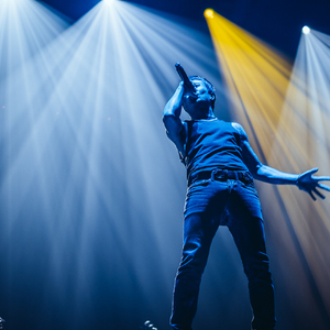 东北老妓女露脸对白在线播放
